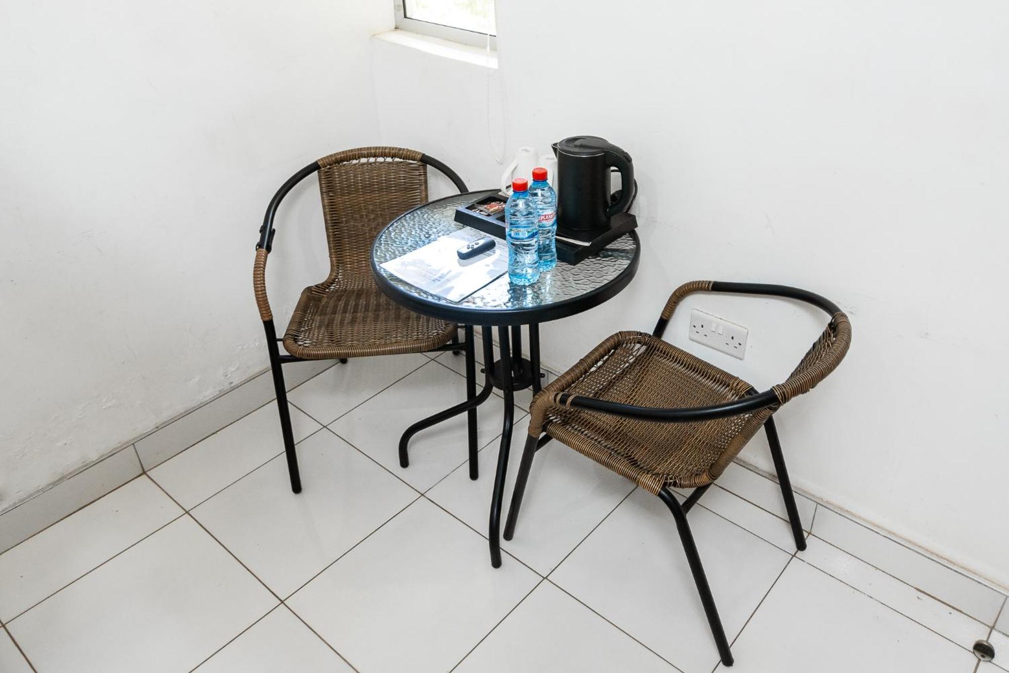 Harry'S Kisumu Oasis Lejlighedshotel Eksteriør billede